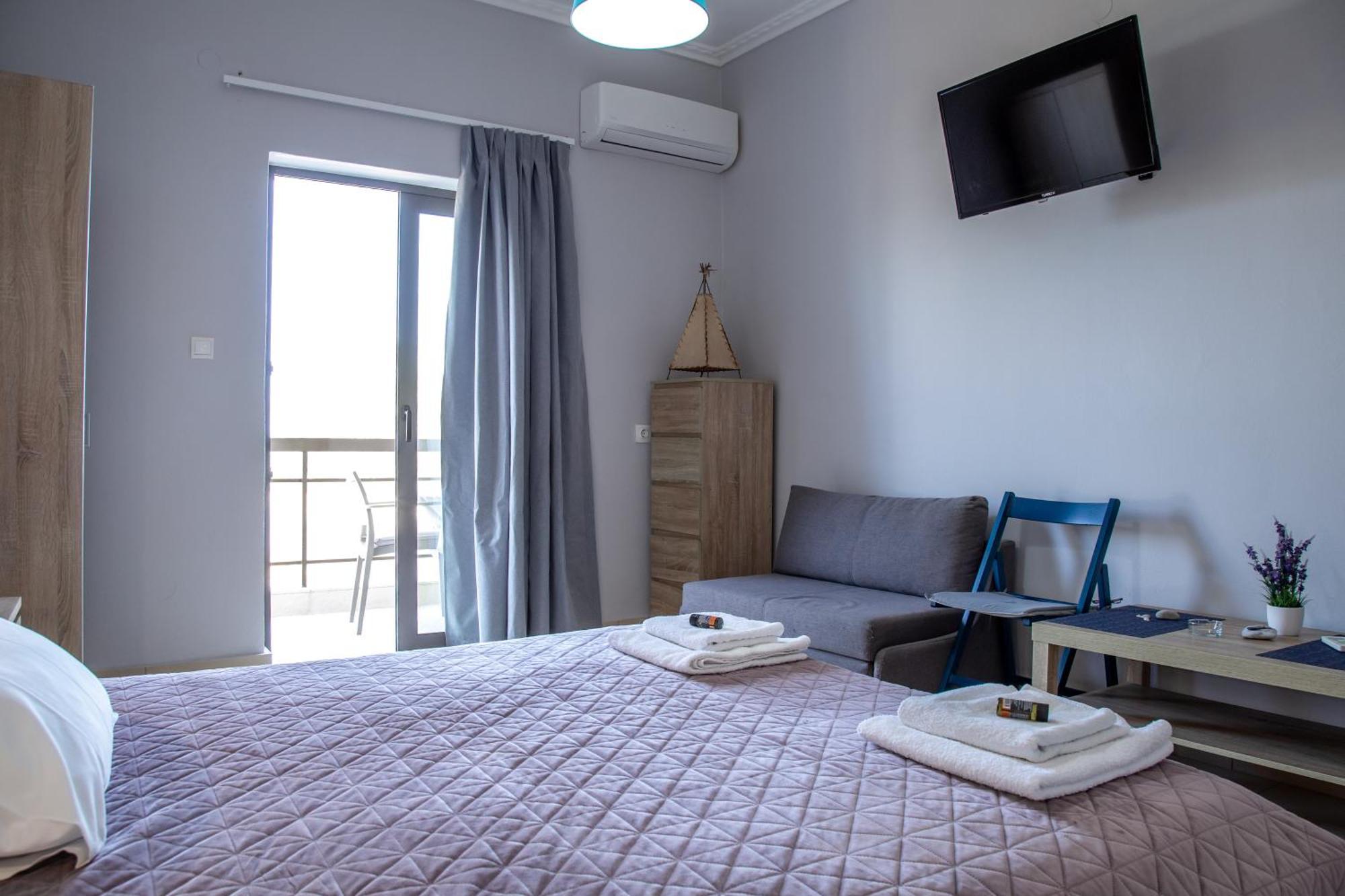 Nefeli Rooms Agia Marina Exterior foto